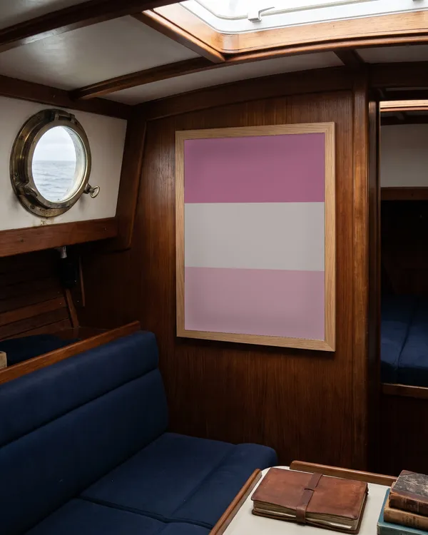 Pink Dutch Flag Poster an der Wand